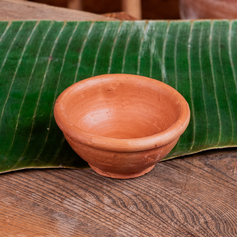 【3個セット】ミニボウル スリランカ伝統の素焼き食器 テラコッタ製 直径11.5cm程度1枚目の説明写真です