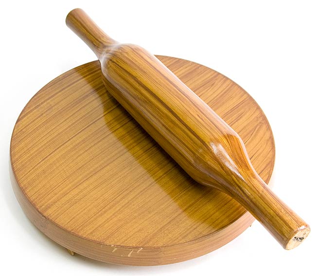 プレミア商品 インド 木製小物入れ➕チャパティ台 食器 ryokan ...