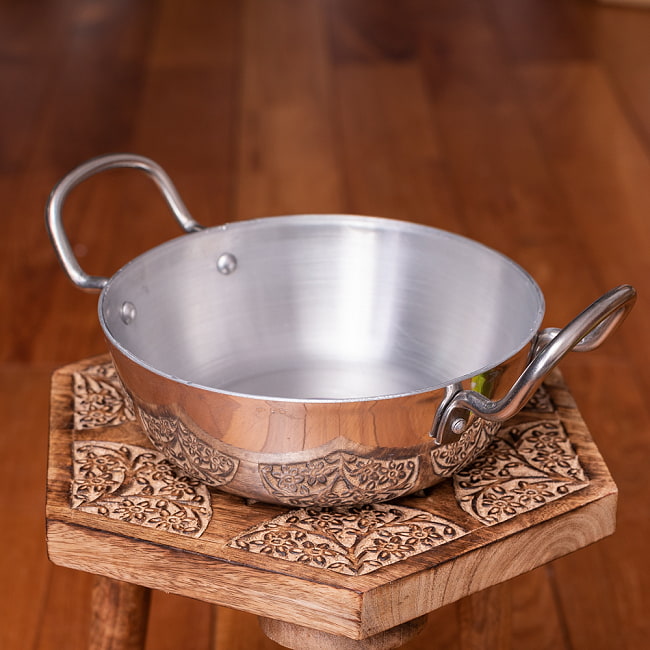 インド鍋 アルミニウム 調理用カダイ【直径：約20.5cm】の写真1枚目です。アルミニウム製の調理用カダイです。カダイ,テンパリング,カラヒ,タルカ