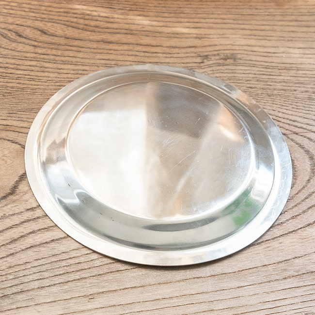 重ねられるティファン小皿　ステンレスの薄小皿(約13.8cm) 4 - 横から見てみました。