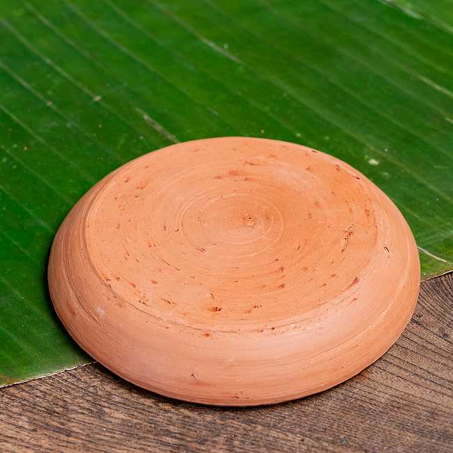 【3個セット】スリランカ伝統の素焼き小皿 テラコッタ製 直径：13cm程度  8 - 裏面の写真です