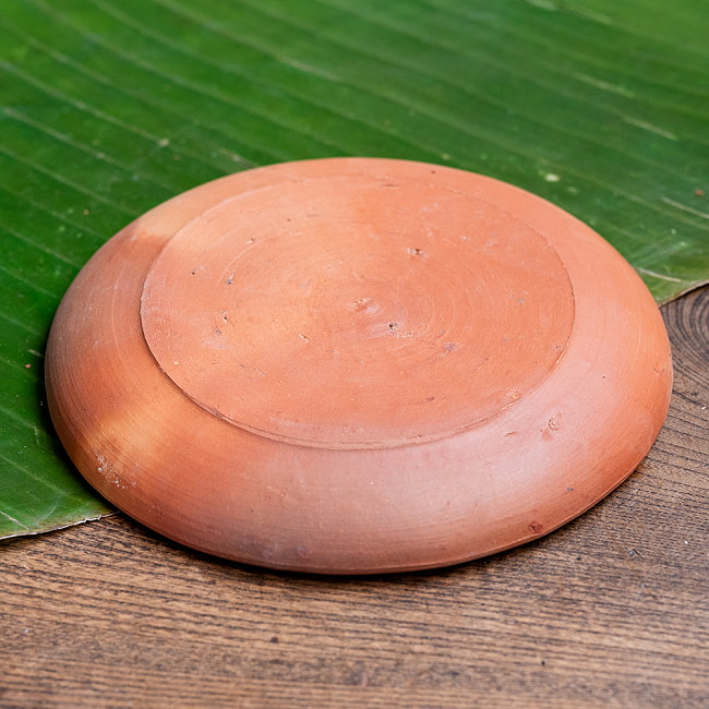 【3個セット】スリランカ伝統の素焼き小皿 テラコッタ製 直径：16cm程度 8 - 裏面の写真です
