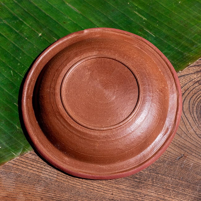 【3個セット】薄深皿 スリランカ伝統の素焼き食器 スーププレート テラコッタ製 直径：20.5cm程度 7 - 裏面の写真です