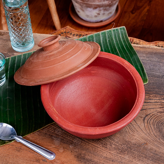 【3個セット】ワラン - スリランカ伝統の素焼き鍋 walang 蓋付き テラコッタ製 直径25cm程度 6 - 素朴な雰囲気の蓋が良いですね