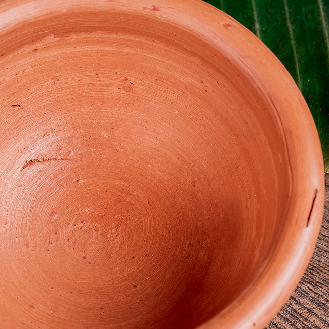 【3個セット】ミドルボウル スリランカ伝統の素焼き食器 テラコッタ製 直径15cm程度 6 - 別の角度から