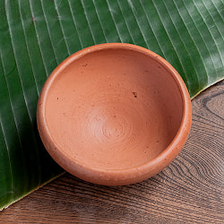 【3個セット】サラダボウル スリランカ伝統の素焼き食器 テラコッタ製 直径15.5cm程度の写真