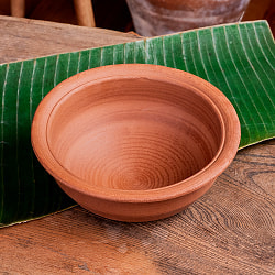 ワラン - スリランカ伝統の素焼き鍋 walang テラコッタ製 直径22cm程度の商品写真