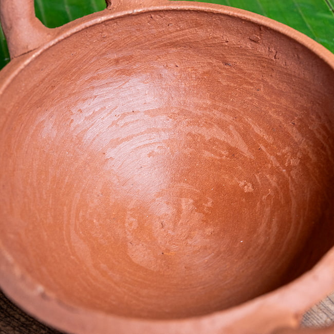 ワラン - スリランカ伝統の素焼き鍋 取っ手付き walang テラコッタ製 直径：18cm程度 5 - とても良い雰囲気