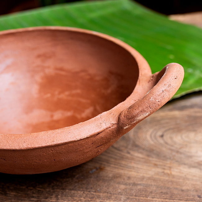 ワラン - スリランカ伝統の素焼き鍋 取っ手付き walang テラコッタ製 直径：20.5cm程度 6 - 縁の写真です