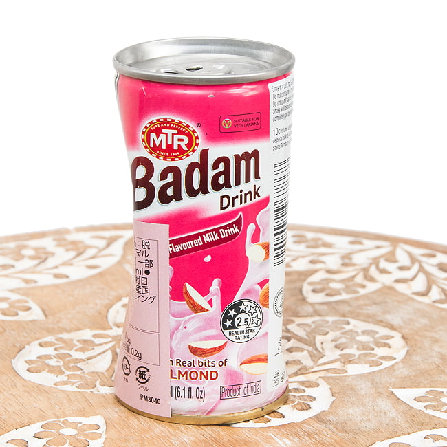 バダム ミルク ドリンク - Badam Drink 缶 180ml 凹みあり！ 3 - めっちゃ凹んでます！