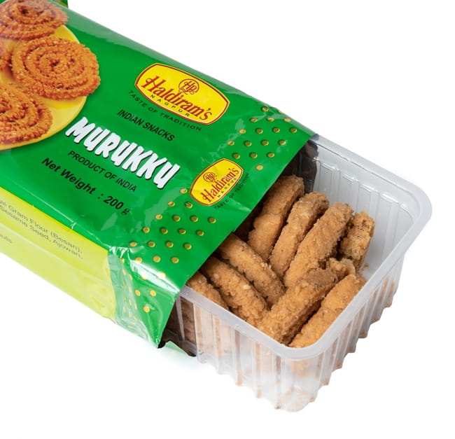 インドのスパイシークッキー ムルク - Murukku  4 - 中を開けたところです。