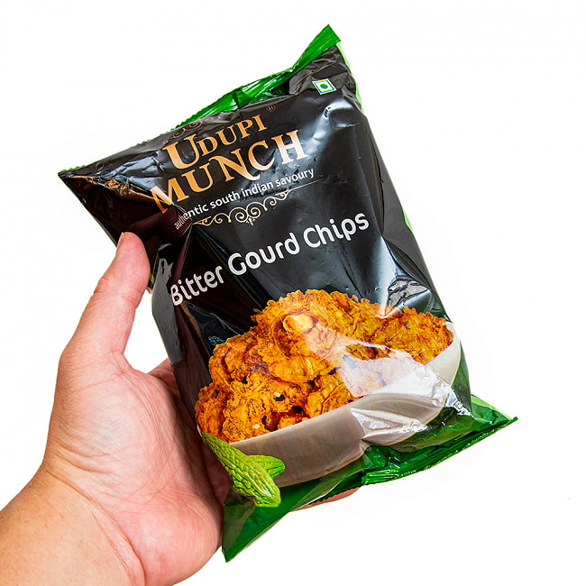 【Udupi Munch】南インドのゴーヤチップス BITTER GOURD CHIPS 150g 4 - これくらいのサイズ感です。