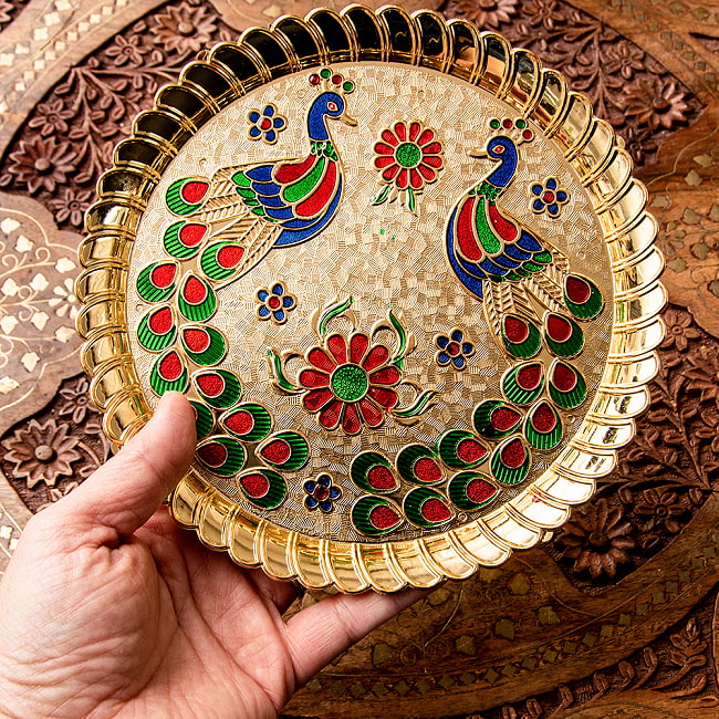 【約19cm】インドの礼拝皿 プージャターリー 孔雀 8 - これくらいのサイズ感になります。