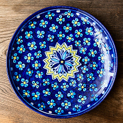〔大皿 直径：25.5cm〕ブルーポッタリー ジャイプール陶器の円形飾り皿 小花柄の商品写真