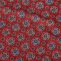 【5個セット】〔1m切り売り〕カンタ刺繍がかわいい　ボタニカルデザインの布　えんじ系〔幅約110cm〕の写真