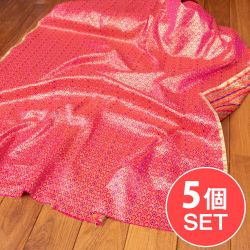 【5個セット】〔1m切り売り〕インドの伝統模様布　光沢感のあるブロケード生地　金糸〔約115cm〕ピンク系の商品写真