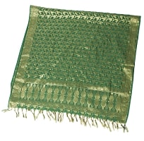 (大判)金色刺繍のデコレーション布 - 唐草・緑の商品写真