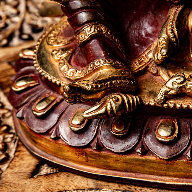 【1点物】大聖歓喜天（ガネーシャ） 銅造鍍金仕上げ ネパール製 高さ：23cm程度 2.1kg 11 - 台座部分です。