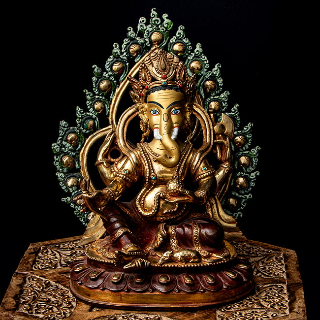 【1点物】大聖歓喜天（ガネーシャ） 銅造鍍金仕上げ ネパール製 高さ：23cm程度 2.1kgの写真ガネーシャ像,ブラス製,ヒンドゥー,神様像