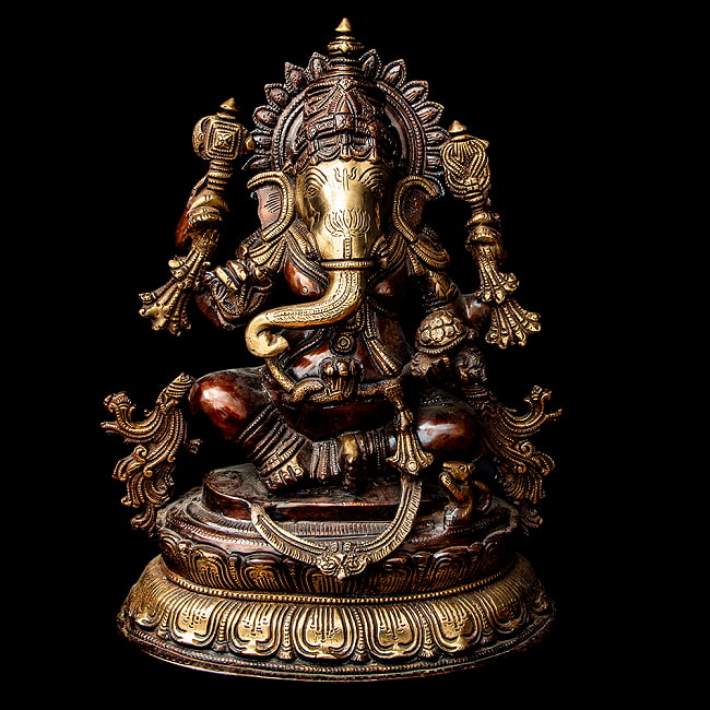 【1点物】ブラス製 ガネーシャ ネパール製 高さ：39cm程度 10.8kgの写真1枚目です。どっしりと重厚なインドの神像です。ガネーシャ像,ブラス製,ヒンドゥー,神様像